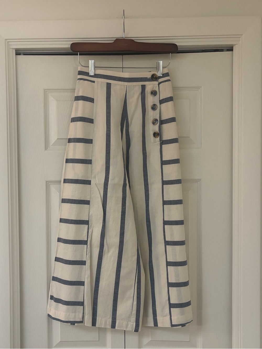 MAEVE ANTHROPOLOGIE Striped Sailor Culotte Pants with Pockets - Picture 2 of 15